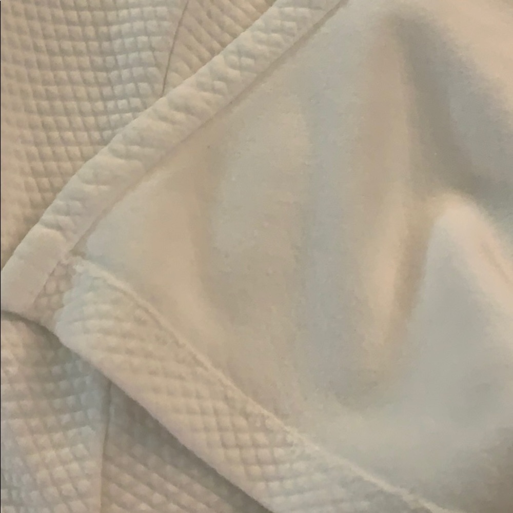 PLUTO Robe - Picture 11 of 13